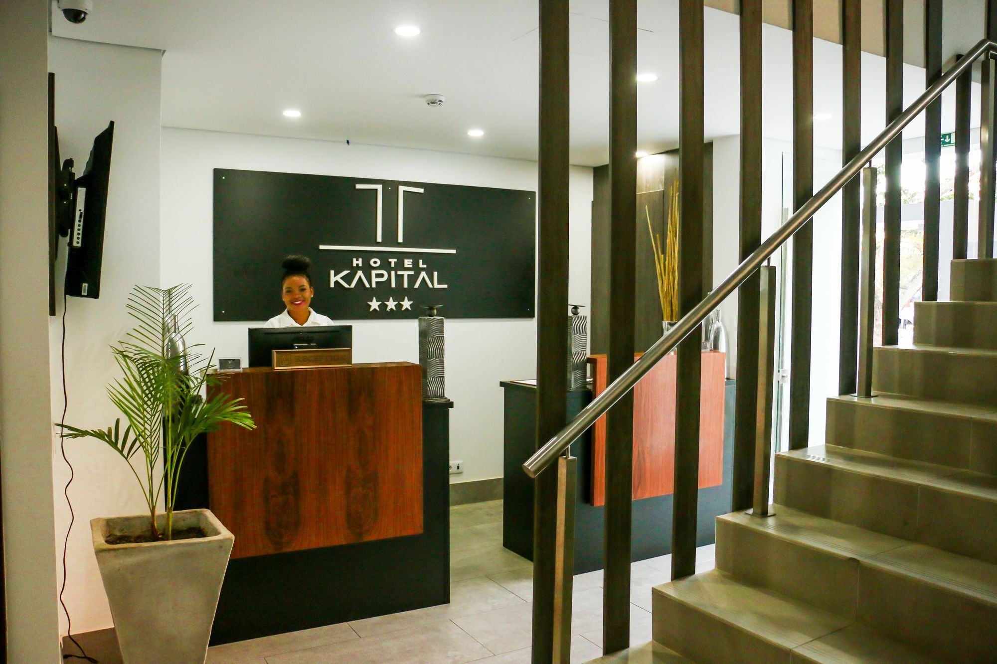 Hotel Kapital Maputo Bagian luar foto